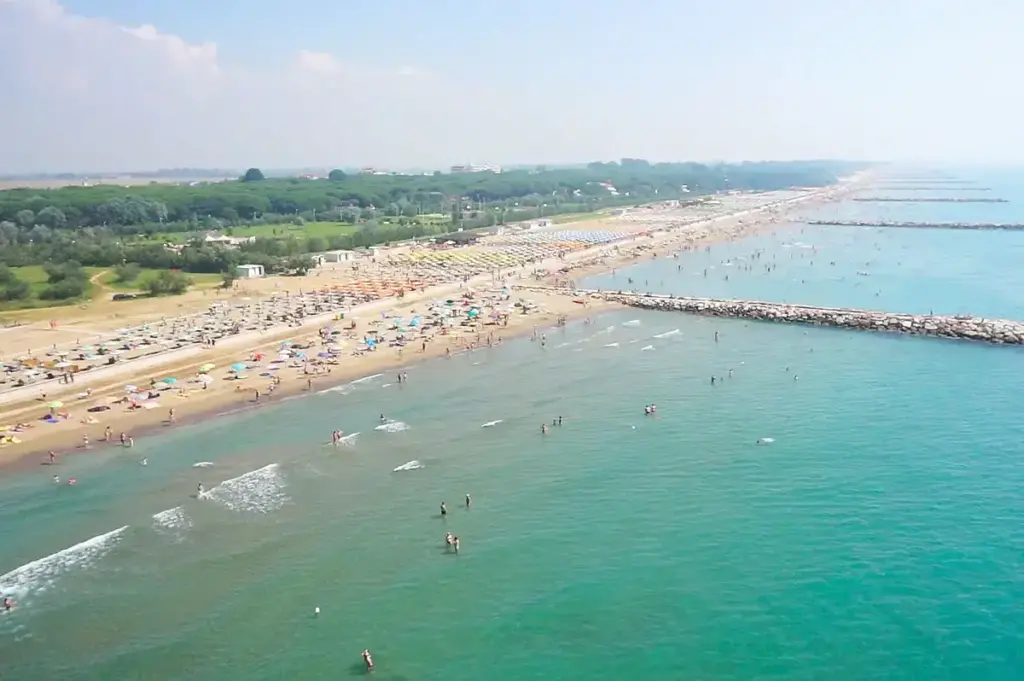 Spiaggia Eraclea dall'alto